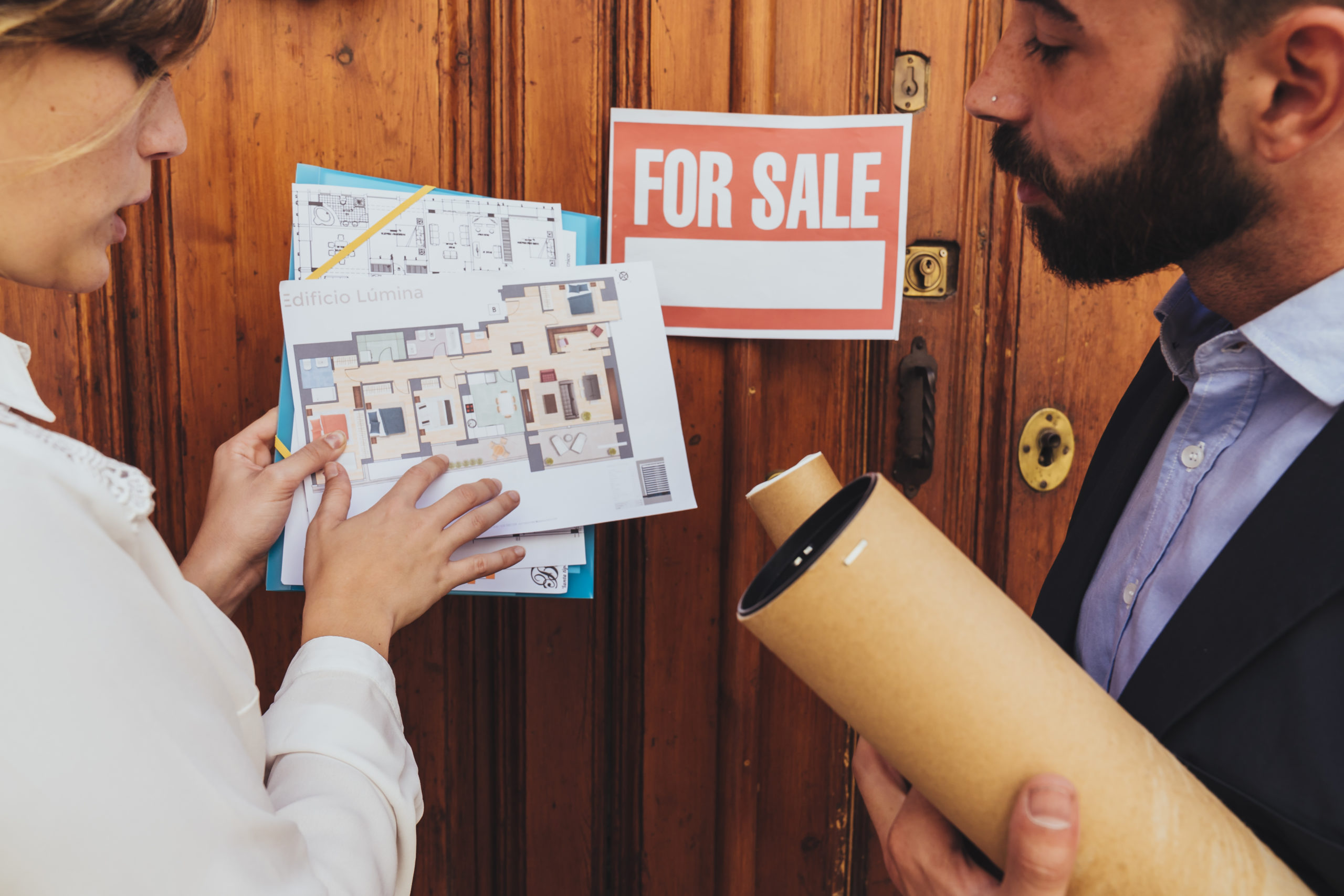 The Ultimate Guide to Navigating Real Estate Market Fluctuations